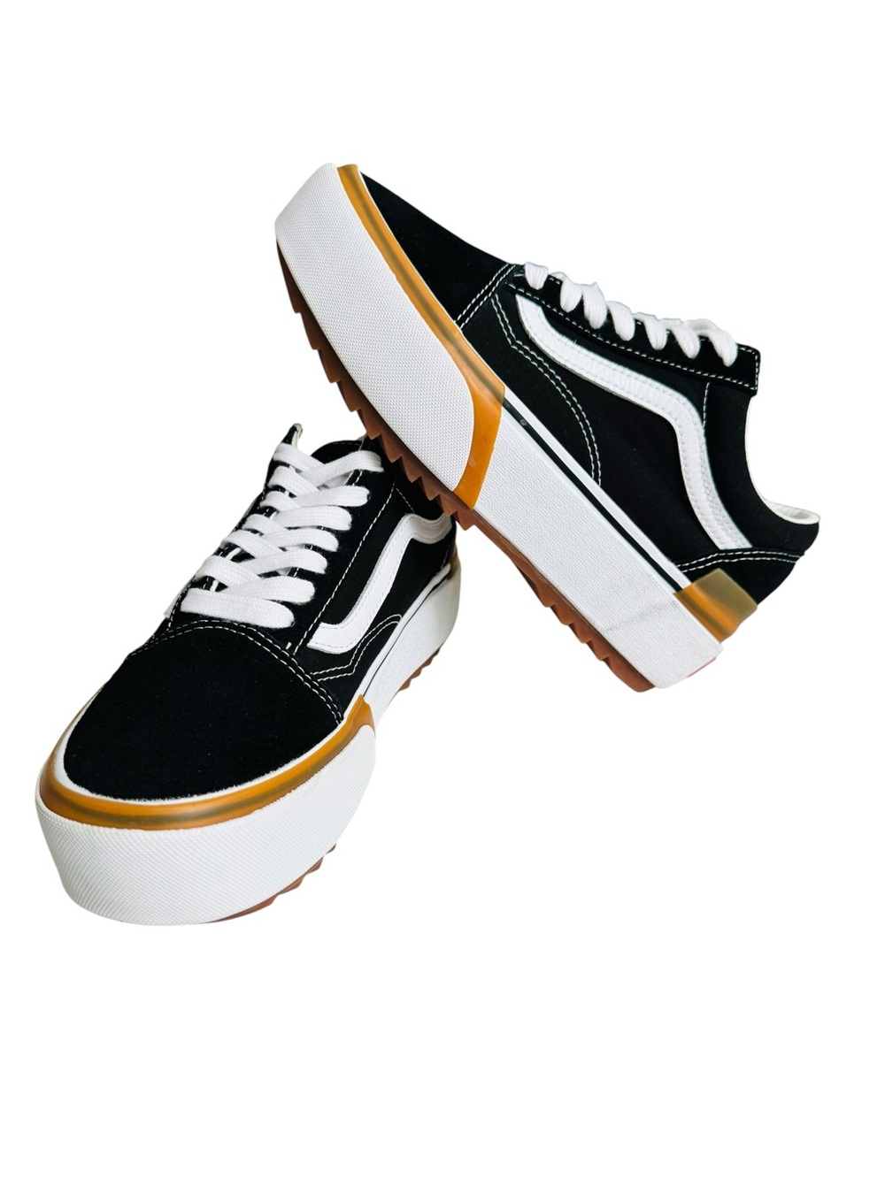 Vans Old Skool Women’s 7.5 Men’s 6 Black White Platform Lug Gum Sneakers